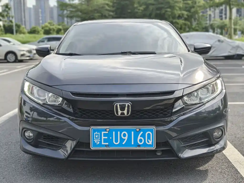 Honda Civic 2019 — фото 2