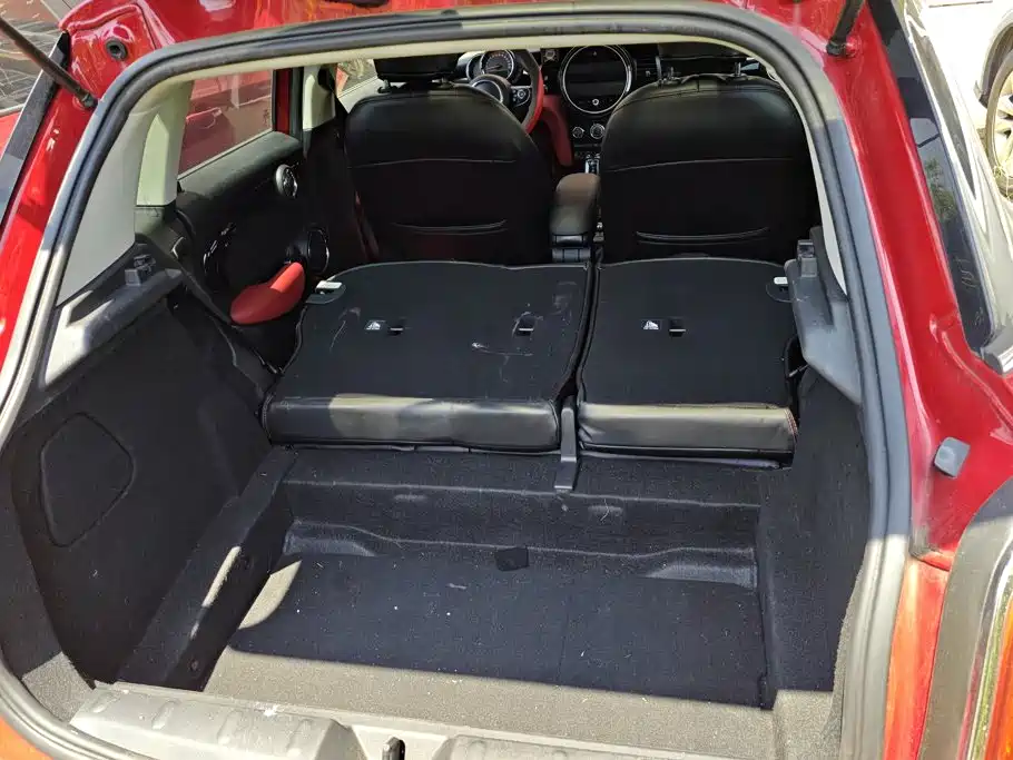 MINI MINI 2019