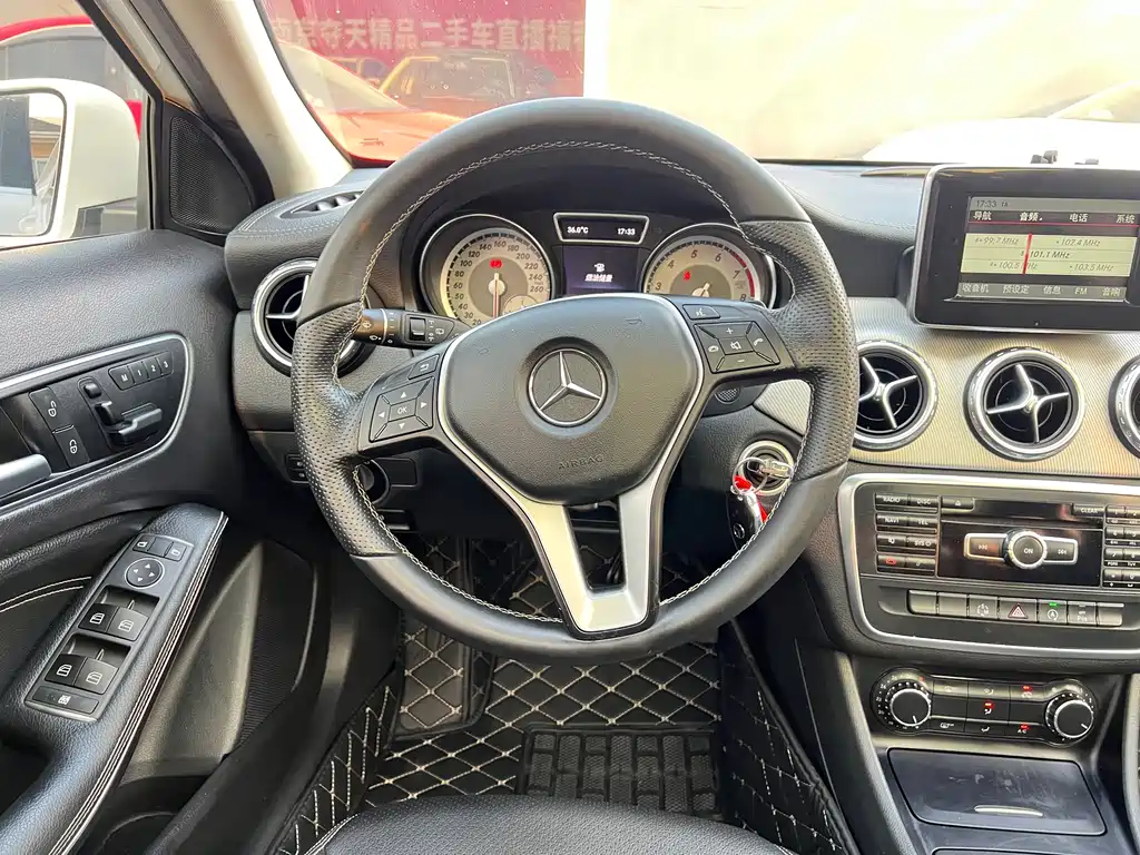 Mercedes-Benz GLA 2016 — фото 16