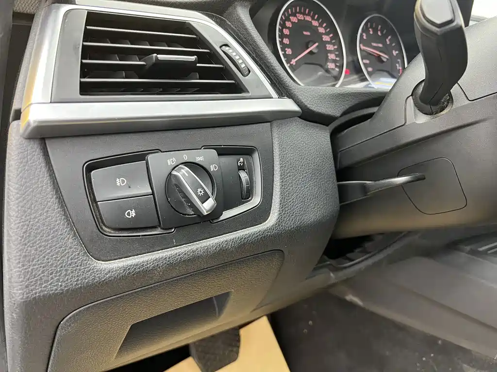 BMW 3 Series 2017