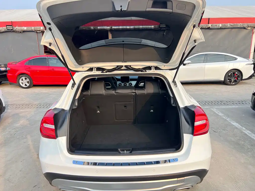 Mercedes-Benz GLA 2016 — фото 23