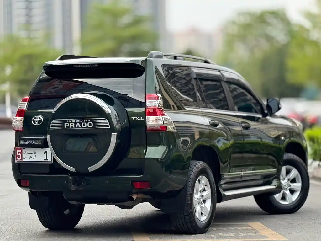 Toyota Prado 2015 — фото 10