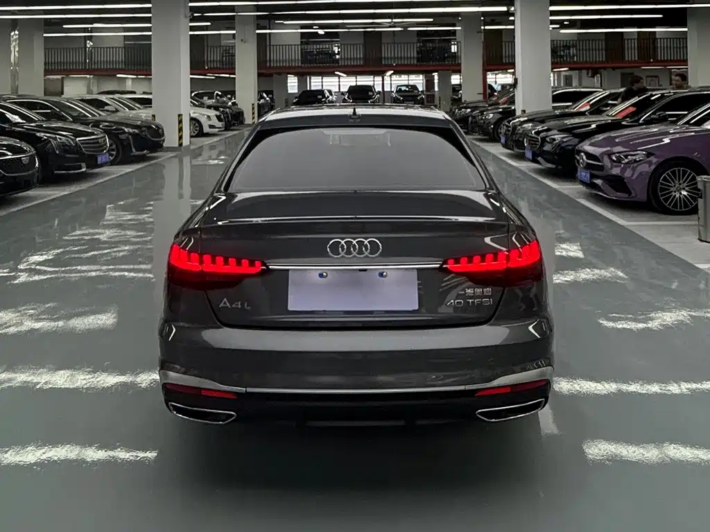 Audi A4L 2023