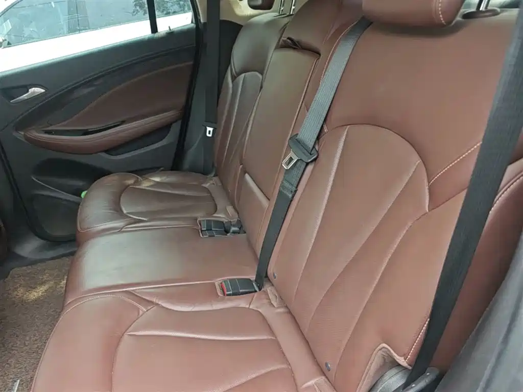 Buick Envision Plus 2016 — фото 24