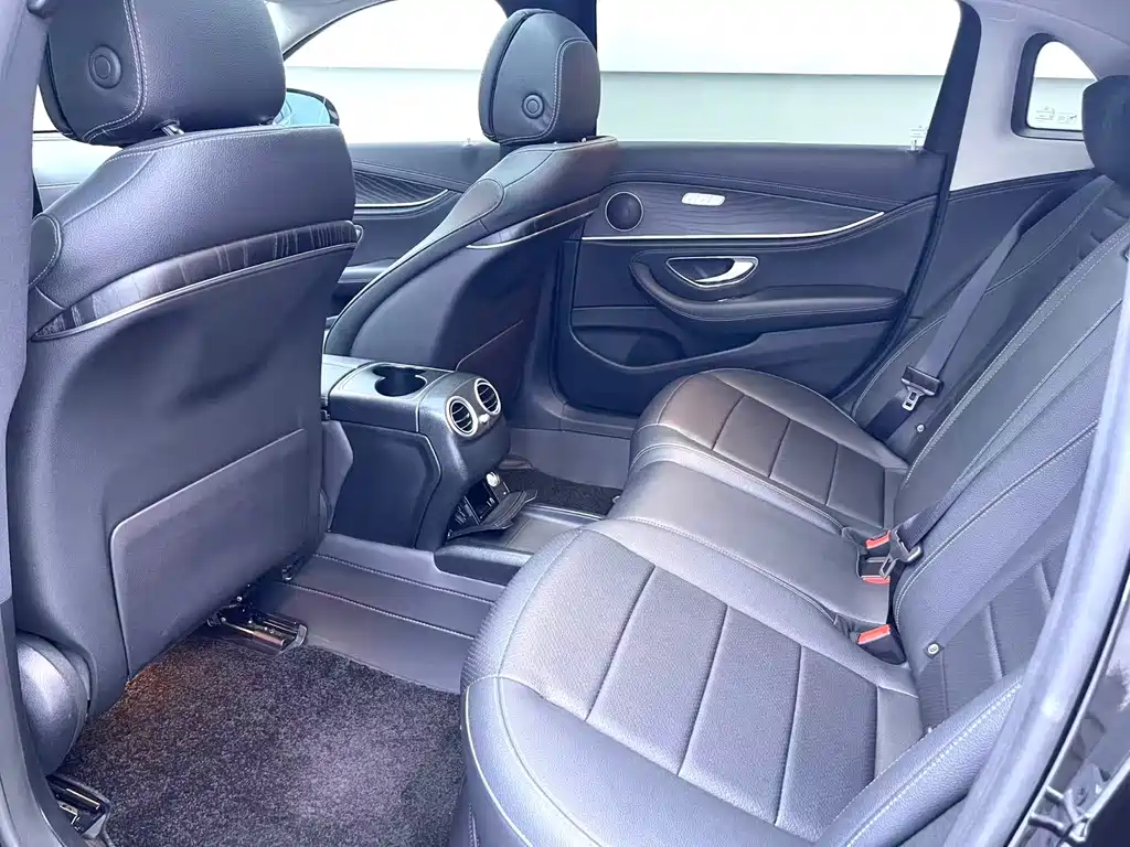 Mercedes-Benz E-Class 2020