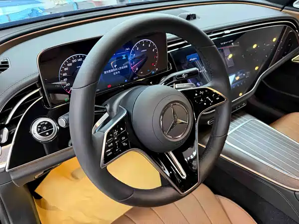 Mercedes-Benz E-Class 2025