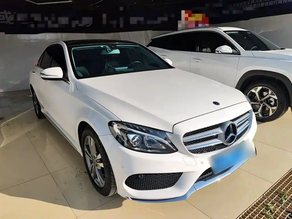 Mercedes-Benz C-Class 2018 — фото 23