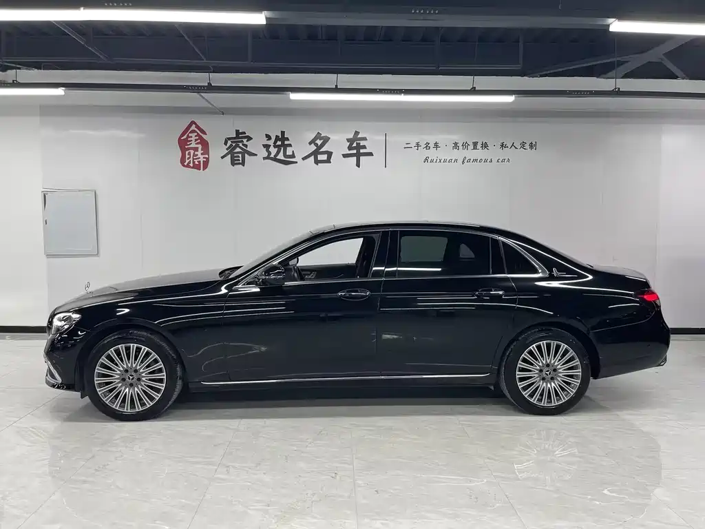 Mercedes-Benz E-Class 2023 — фото 3