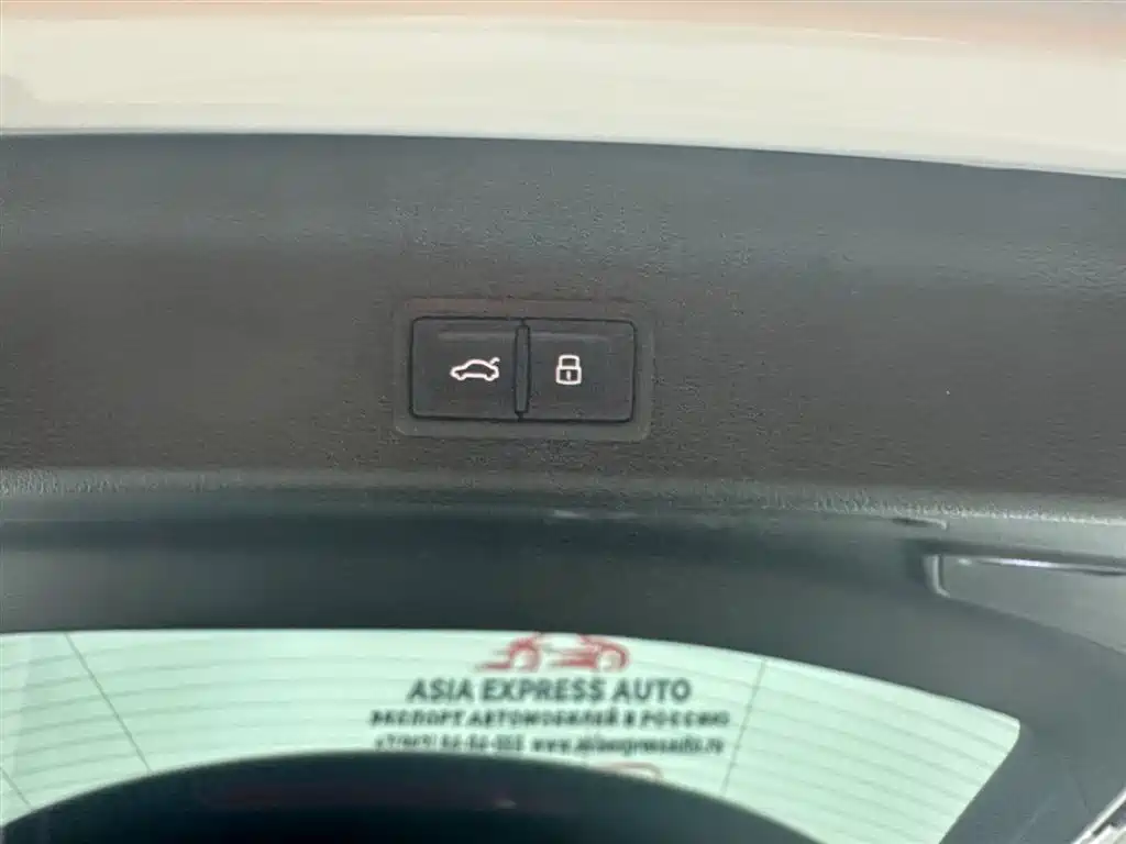 Audi Q3 2022 — фото 10
