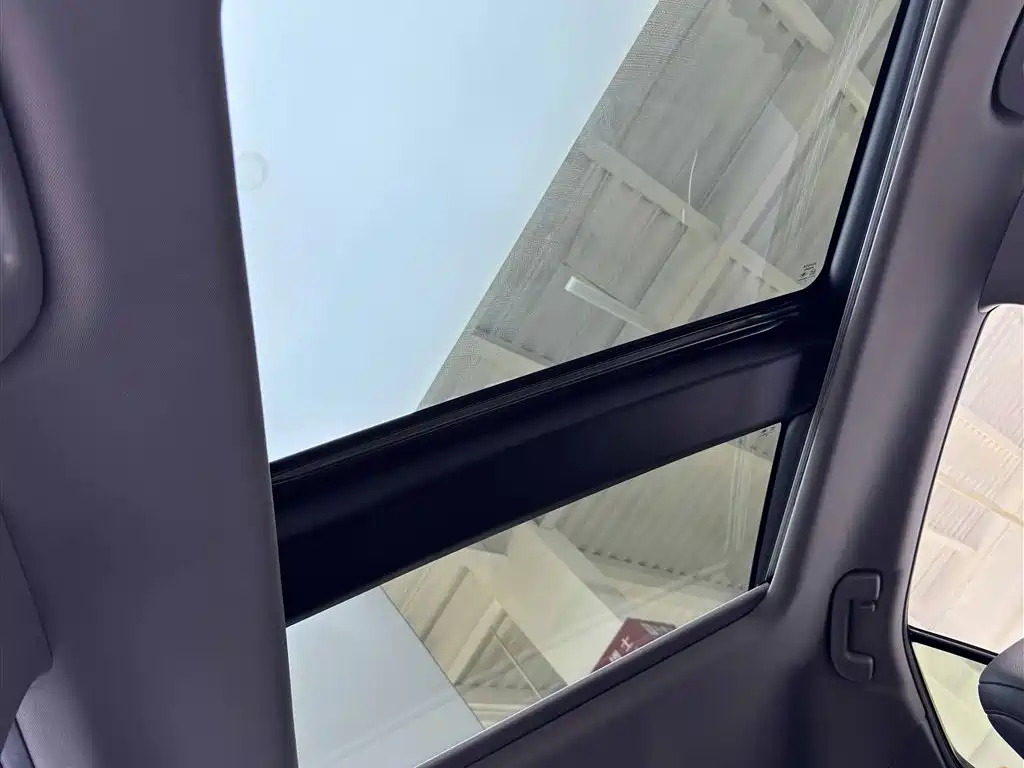 Toyota Camry 2020 — фото 13