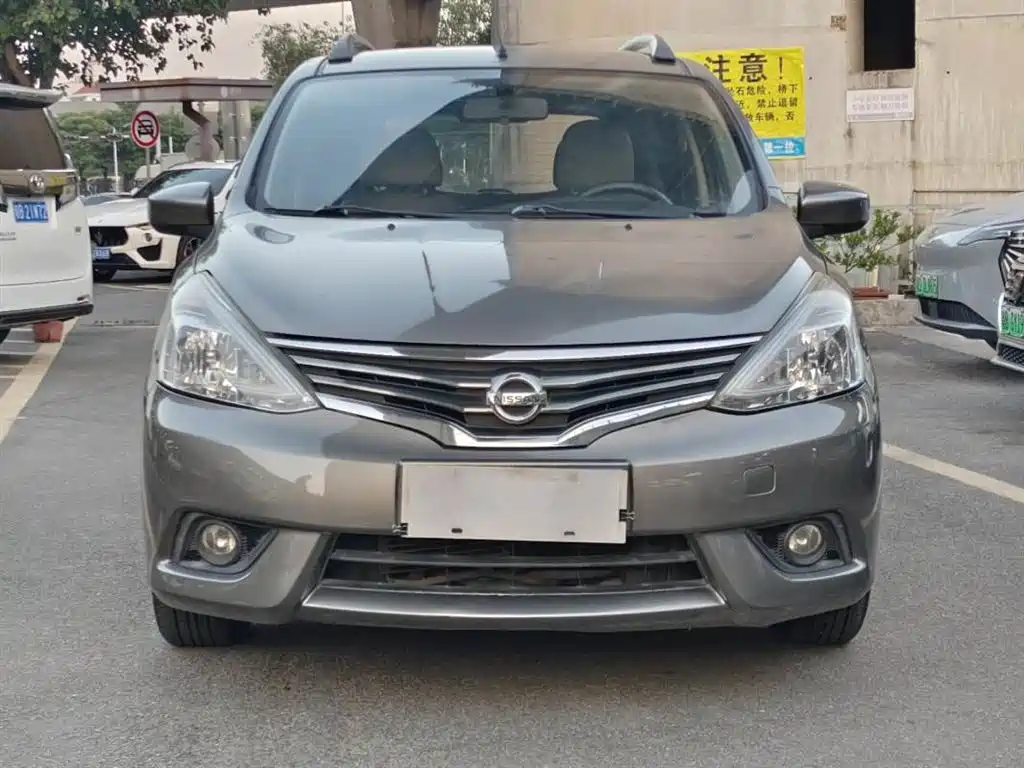 Nissan Livina 2013 — фото 2