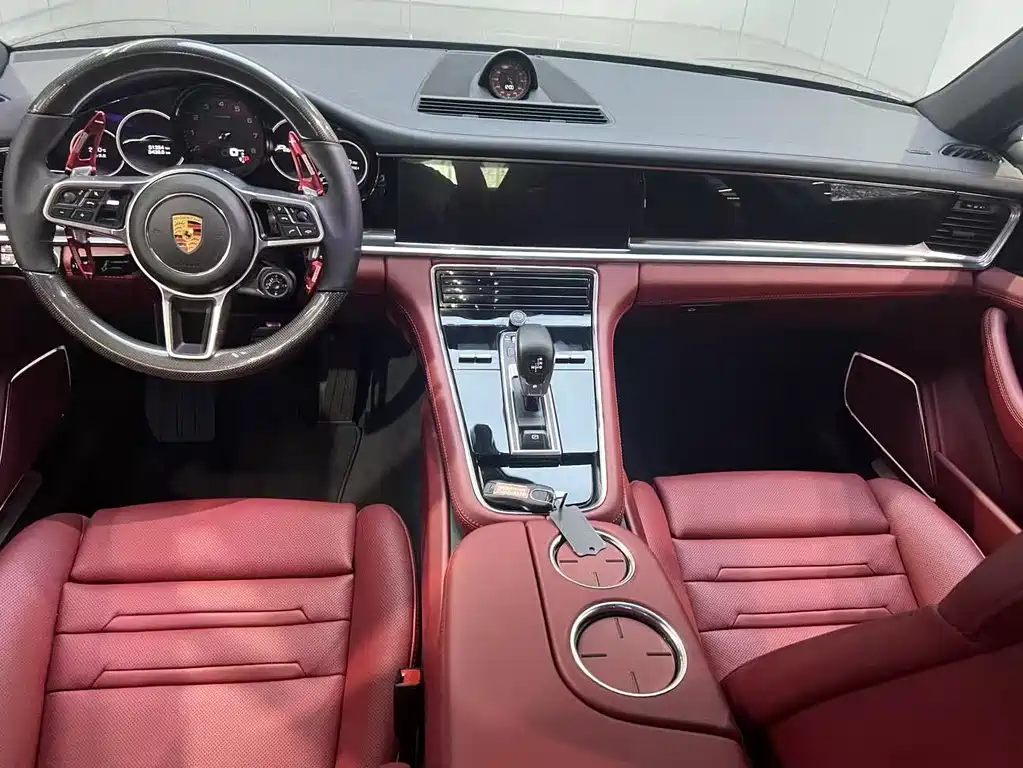 Porsche Panamera 2017 — фото 8