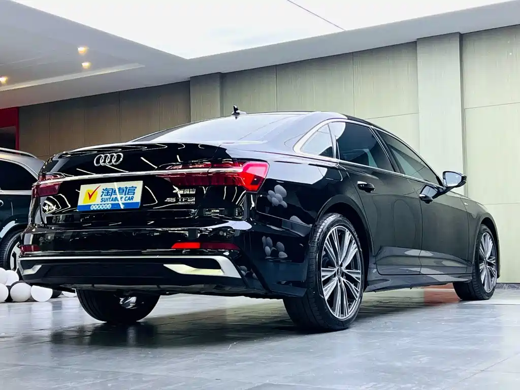 Audi A6L 2025 — фото 4