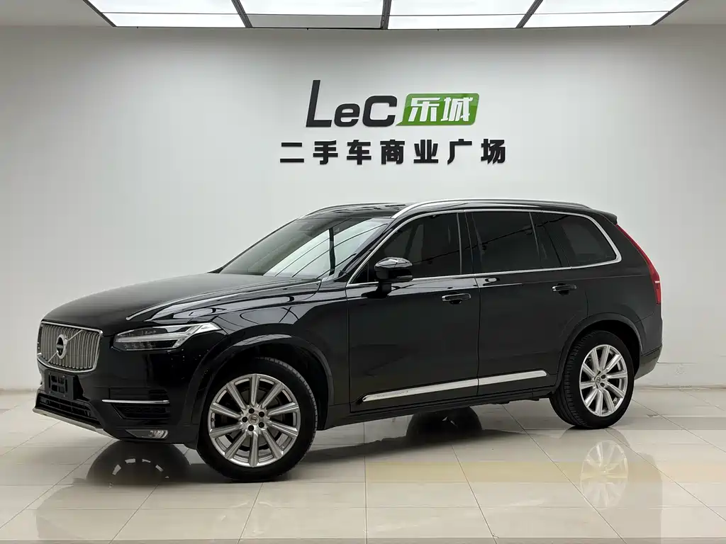 Volvo XC90 2018 — фото 2