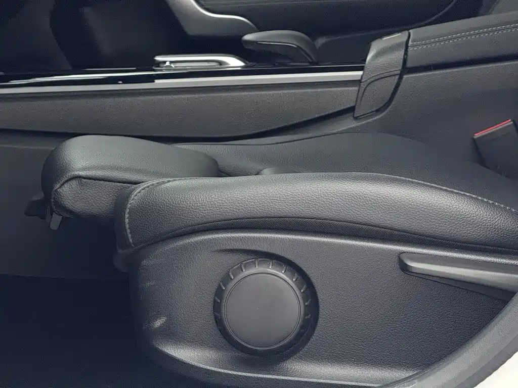 Mercedes-Benz A-Class 2023 — фото 24