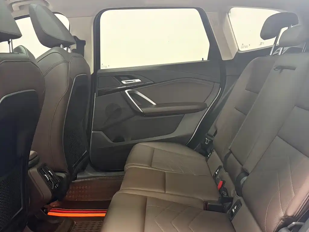 BMW X1 2023 — фото 15