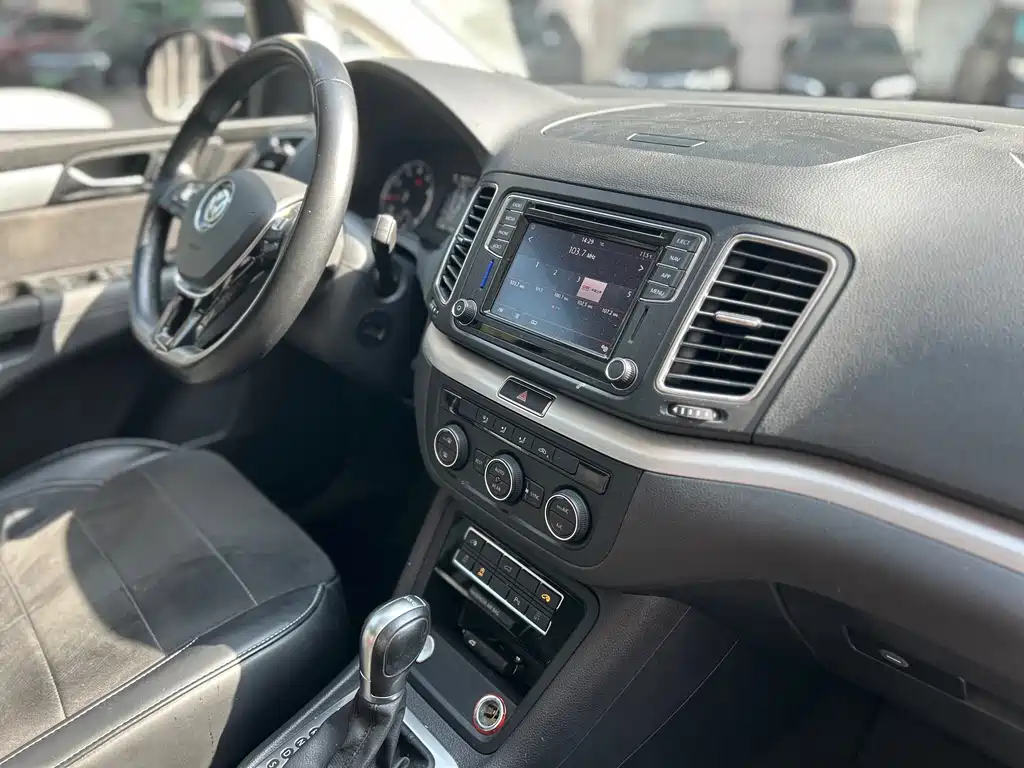 Volkswagen Sharan 2019 — фото 13
