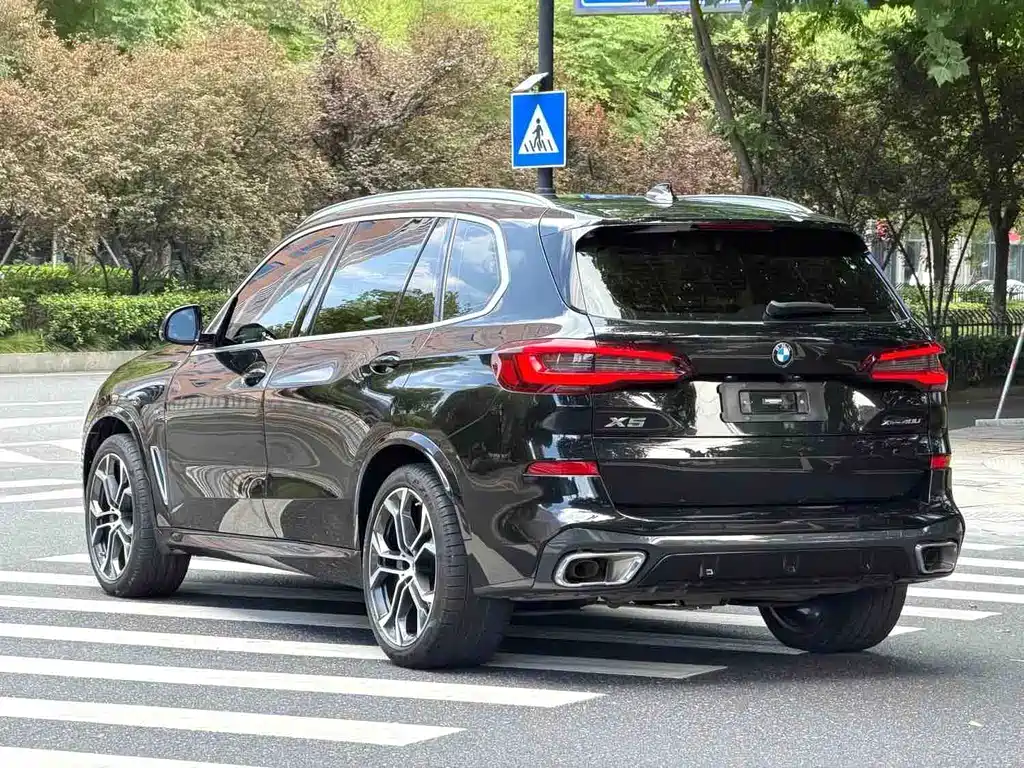 BMW X5 2022 — фото 9