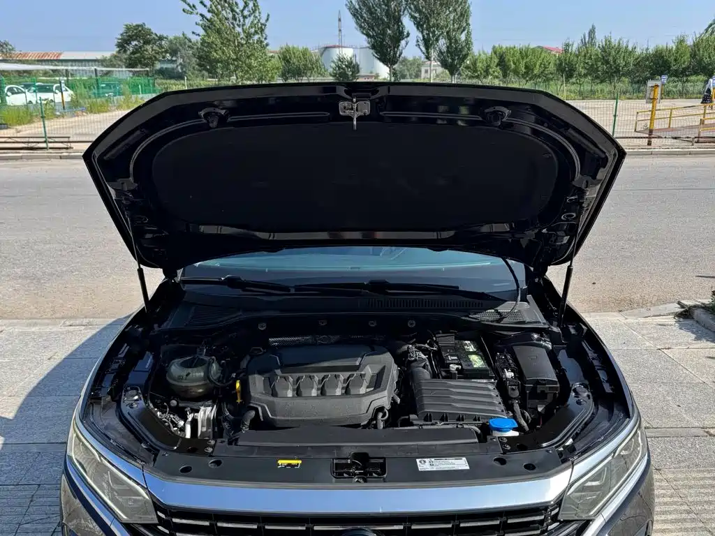 Volkswagen Passat 2023