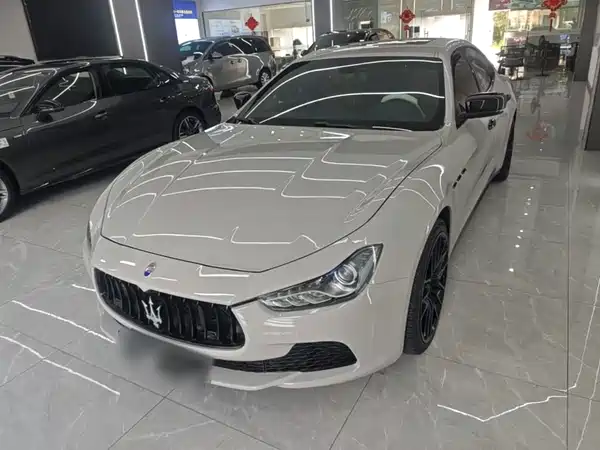 Maserati Ghibli 2016