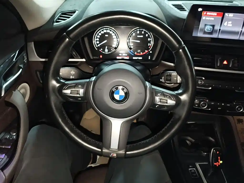 BMW X1 2021 — фото 11