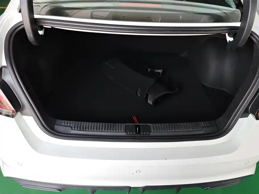 MG 5 2022