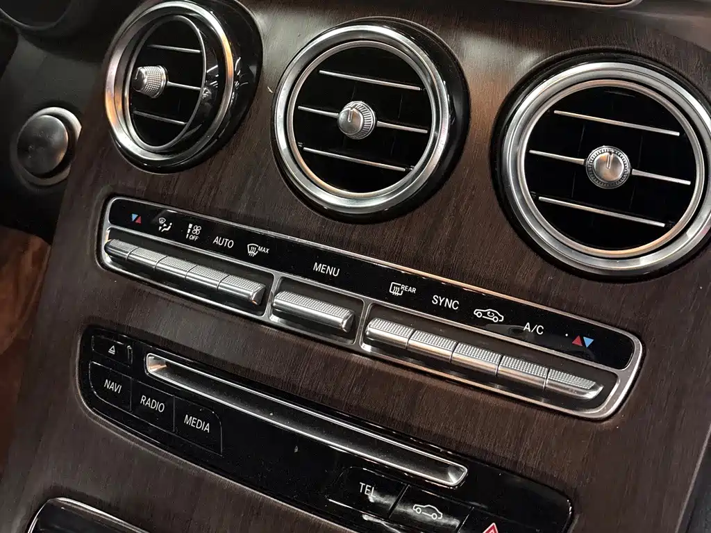 Mercedes-Benz C-Class 2018 — фото 9