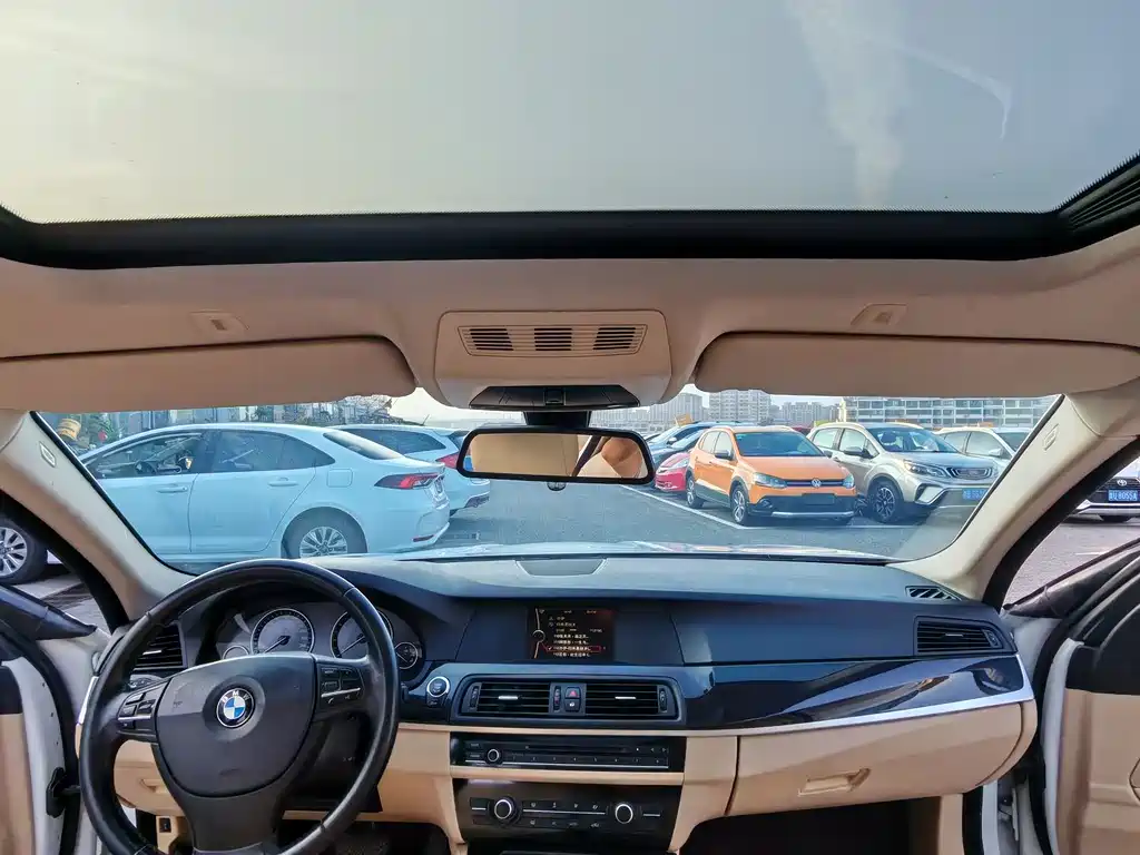 BMW 5 Series 2013 — фото 12