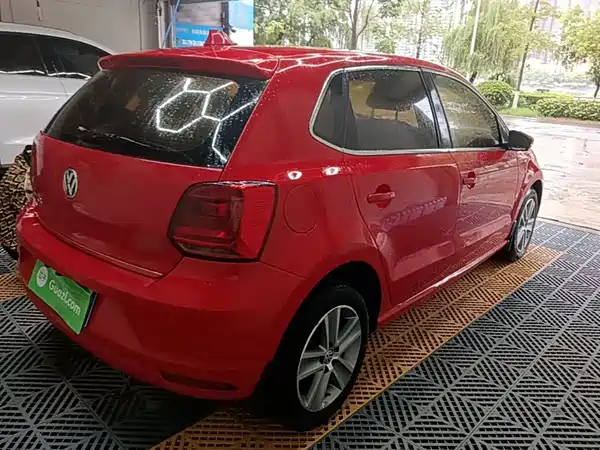 Volkswagen Polo 2016