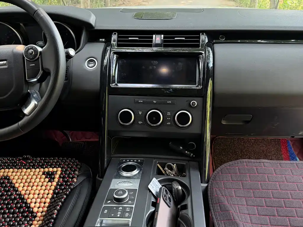 Land Rover Discovery 2019 — фото 12