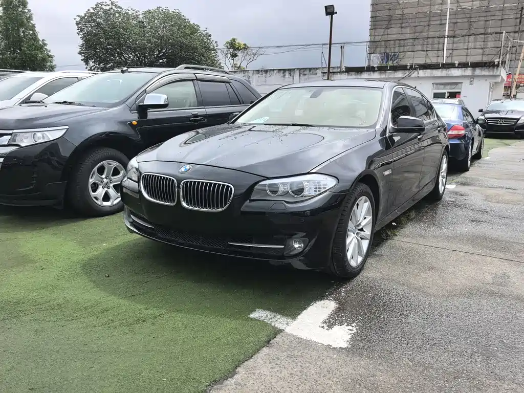 BMW 5 Series 2012