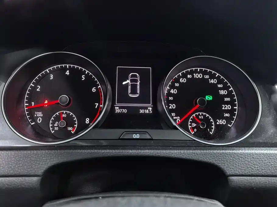 Volkswagen Golf 2018 — фото 14