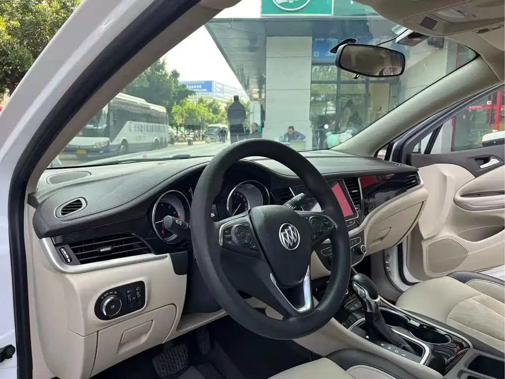 Buick Verano 2016 — фото 10