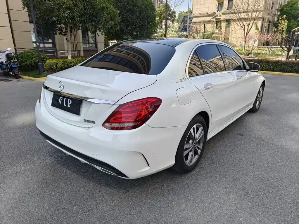 Mercedes-Benz C-Class 2018 — фото 8
