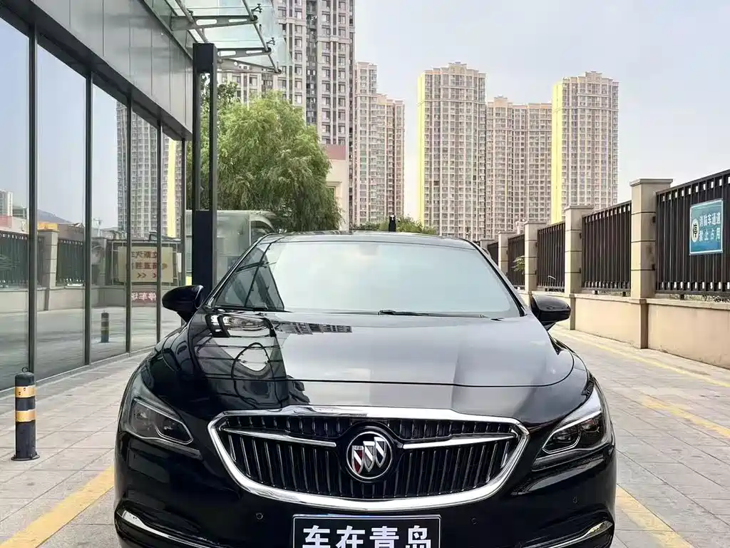 Buick LaCrosse 2018 — фото 2