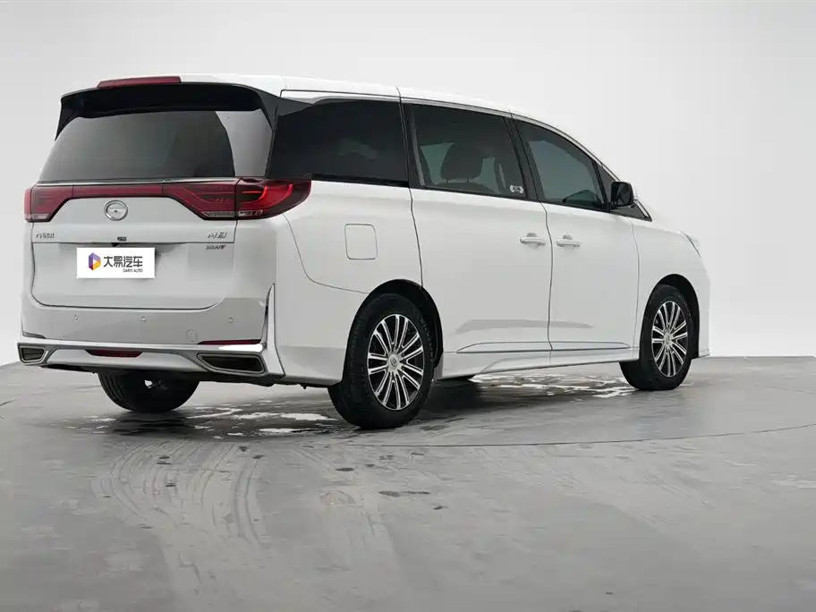GAC Trumpchi M8 2023 — фото 3
