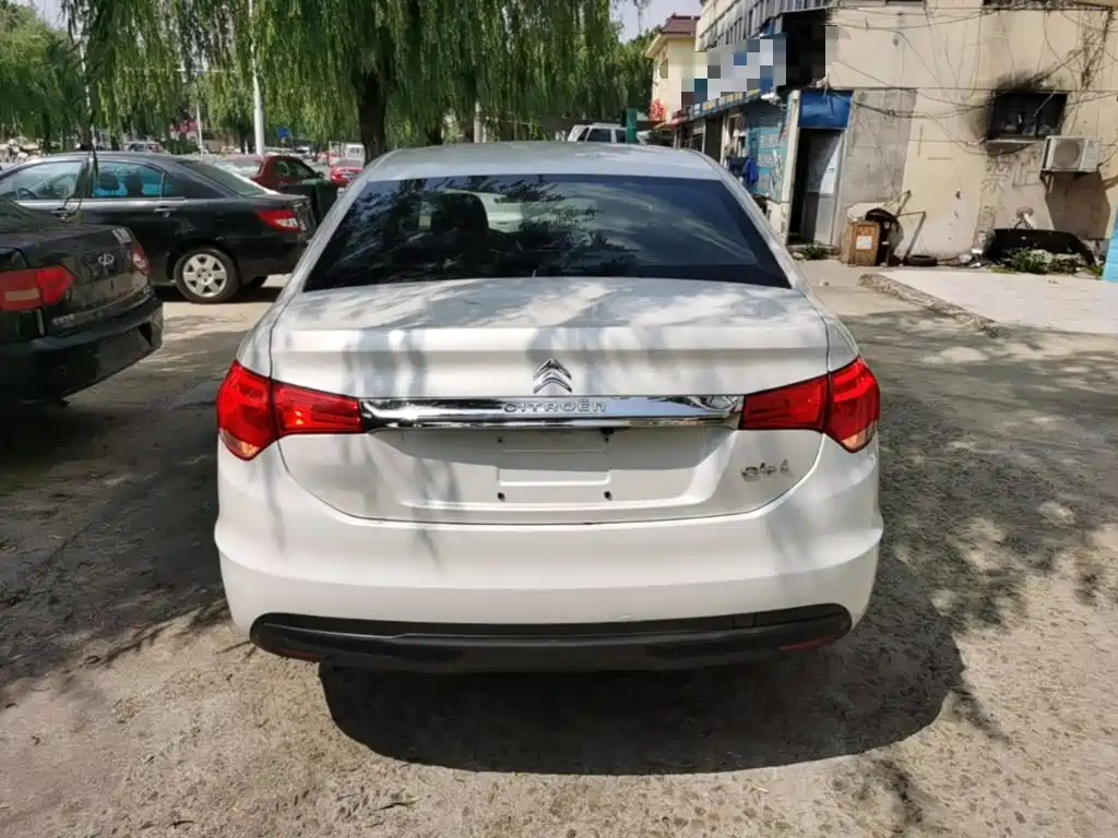 Citroen C4L 2015