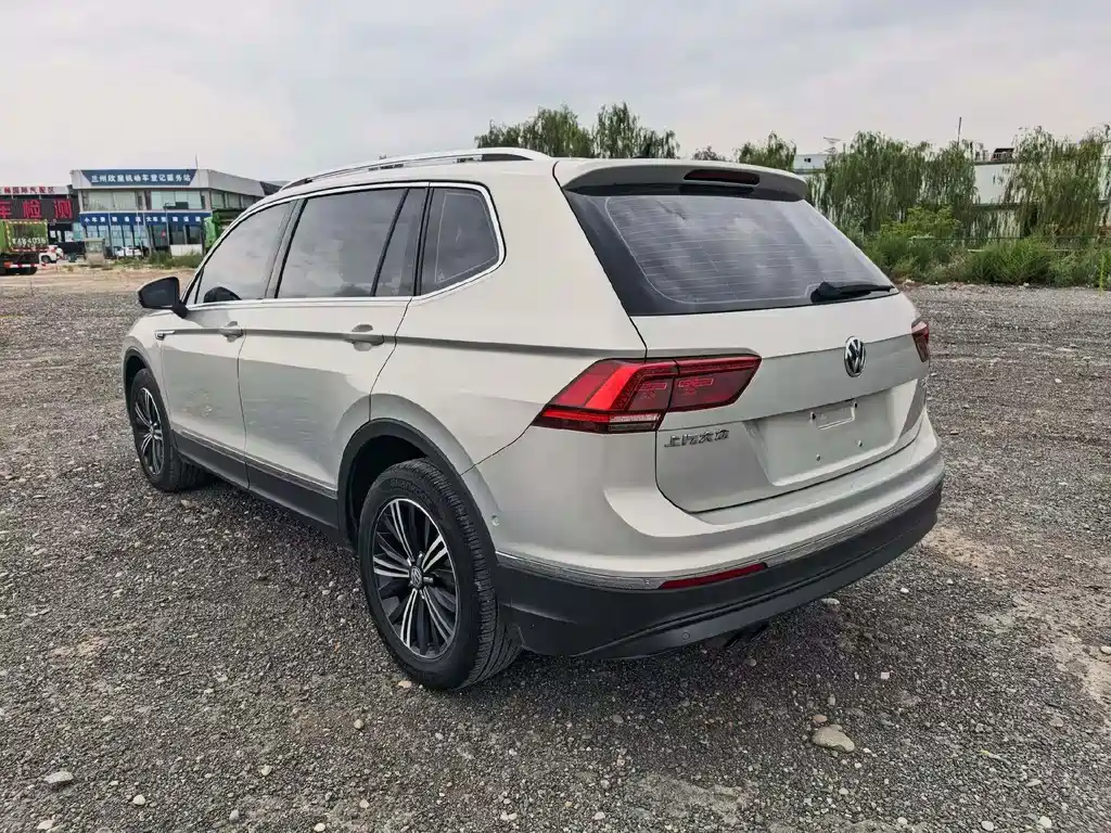 Volkswagen Tiguan L 2017