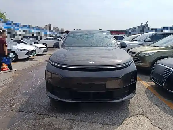 Li Auto L6 2024