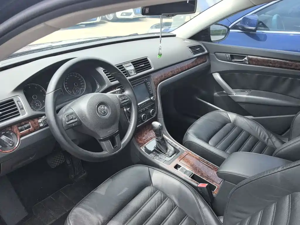 Volkswagen Passat 2013