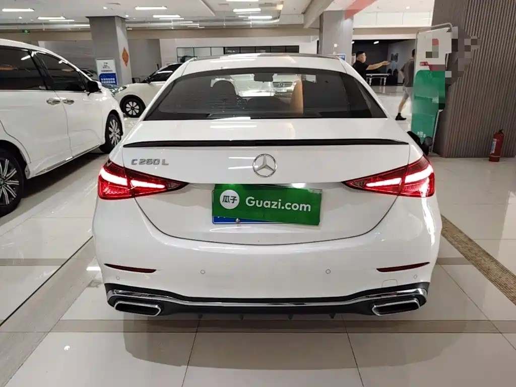 Mercedes-Benz C-Class 2023