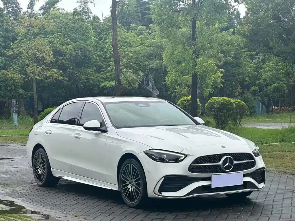 Mercedes-Benz C-Class 2023