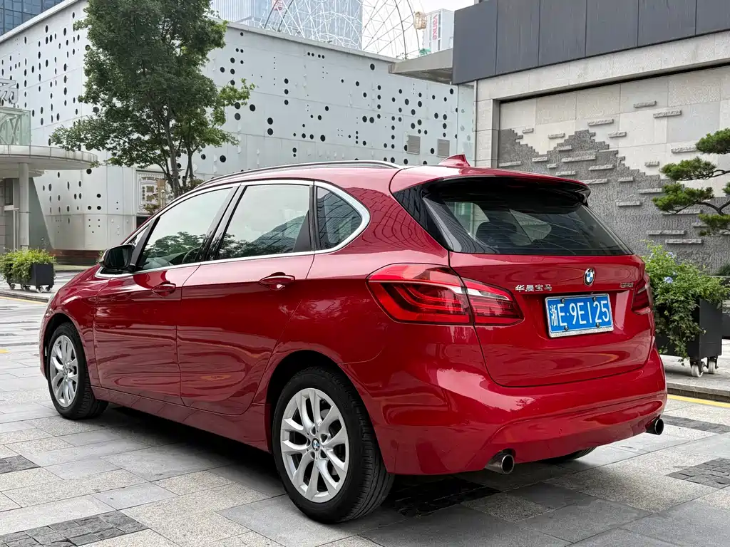 BMW 2 Series Active Tourer 2017 — фото 6