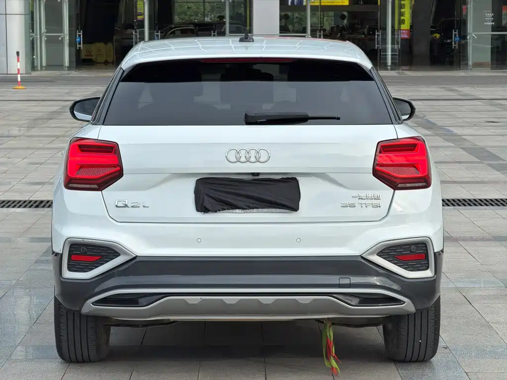 Audi Q2L 2022