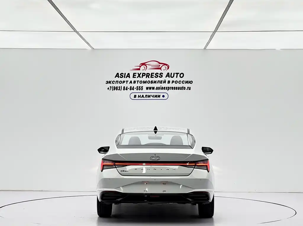 Hyundai Elantra 2022