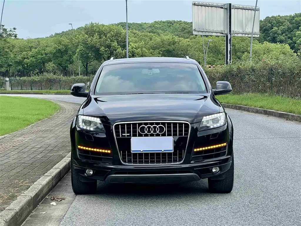 Audi Q7 2013 — фото 2