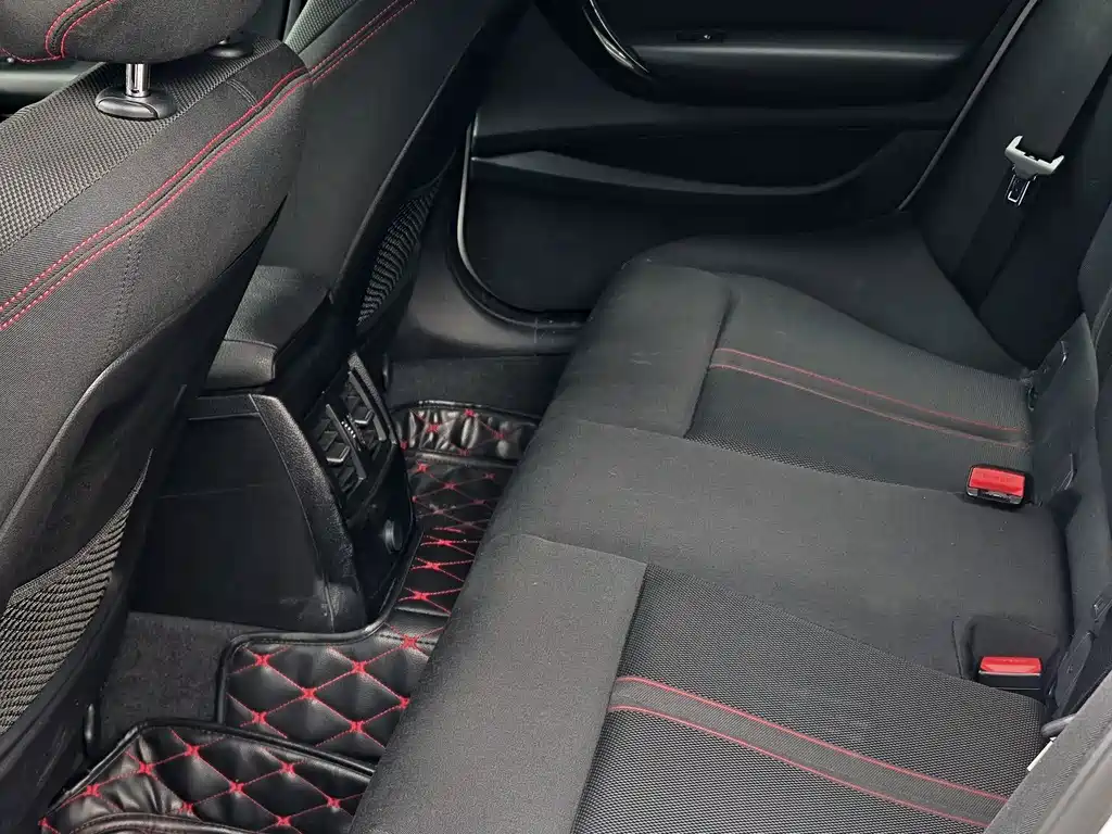 BMW 1 Series 2016 — фото 16