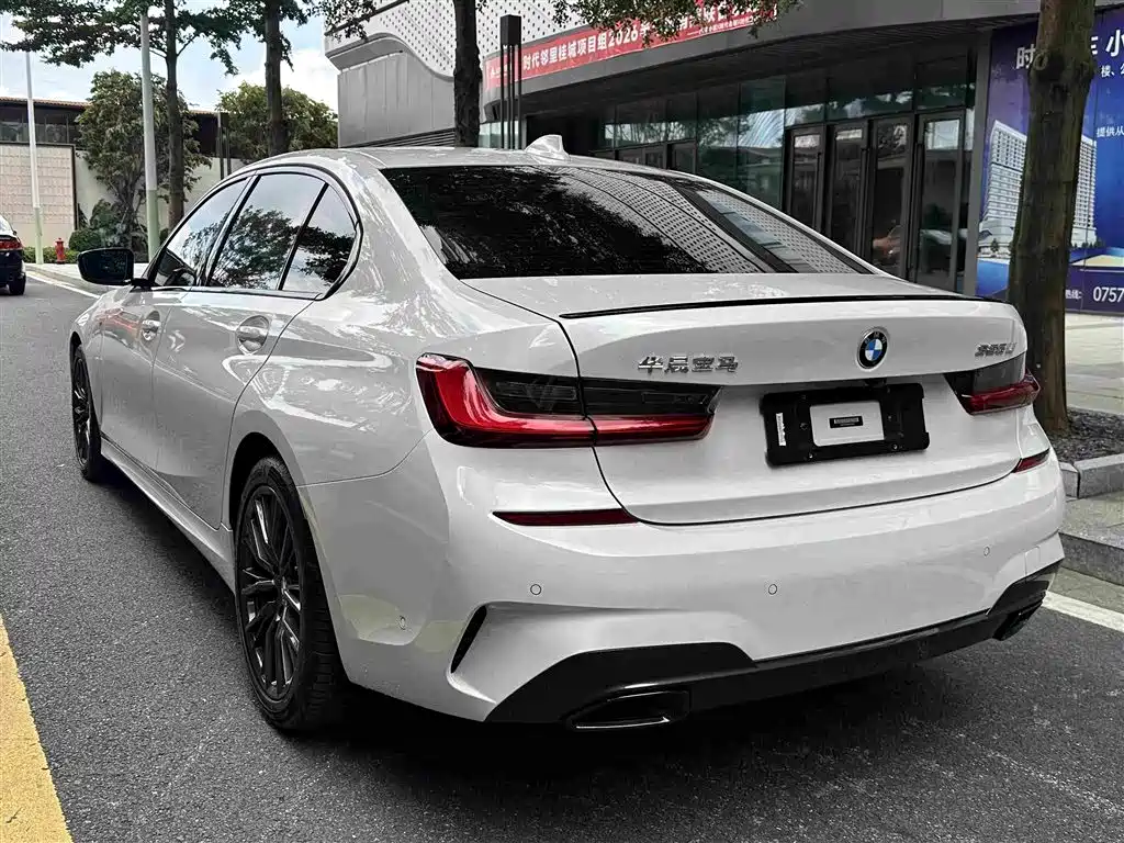 BMW 3 Series 2020 — фото 9