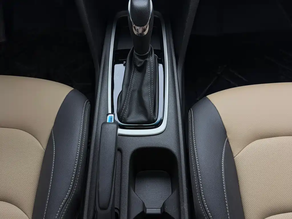 Chevrolet Cruze 2022 — фото 18