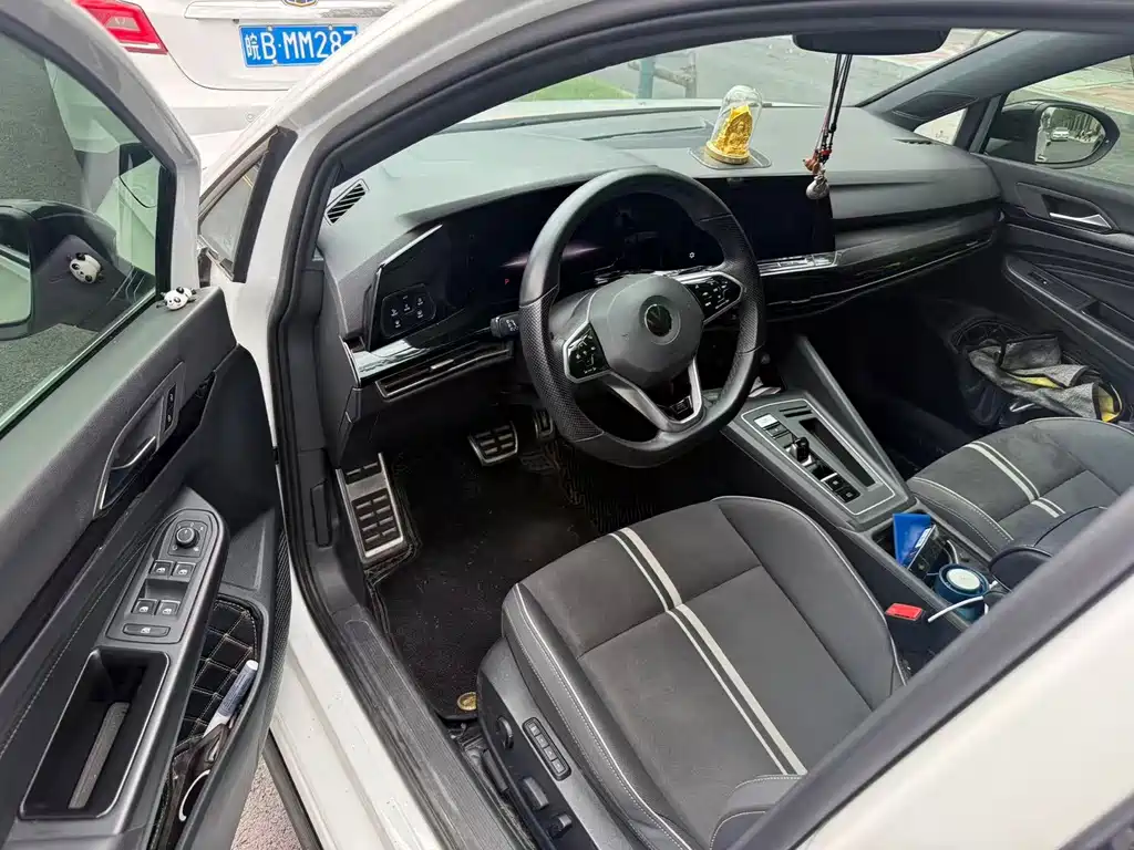 Volkswagen Golf 2022